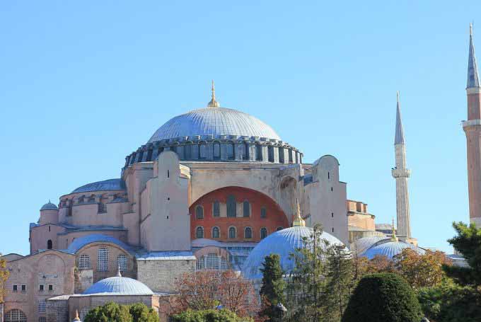 Hagia Sophia in Istanbul, Turkey. - Turkey's 15 Best Historical Sites